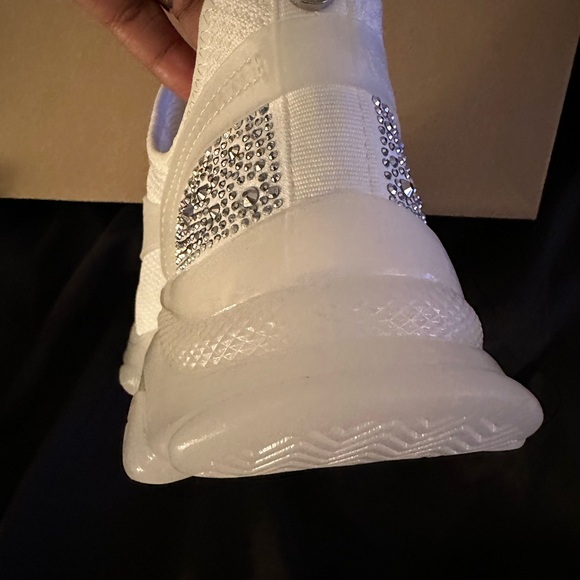 Steve Madden Maxima Pearl Sneakers - Picture 3 of 6